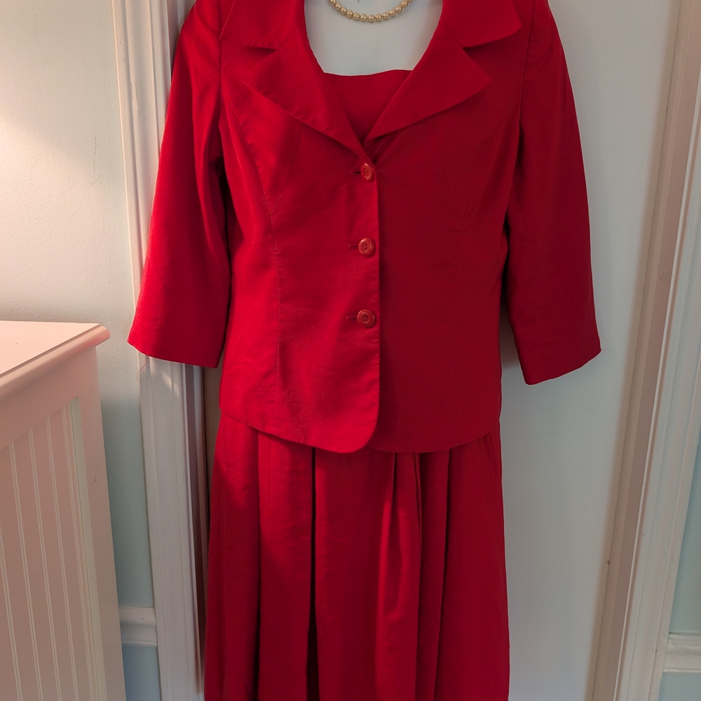 Elegant Red Women's Dress With Matching Jacket Size 10